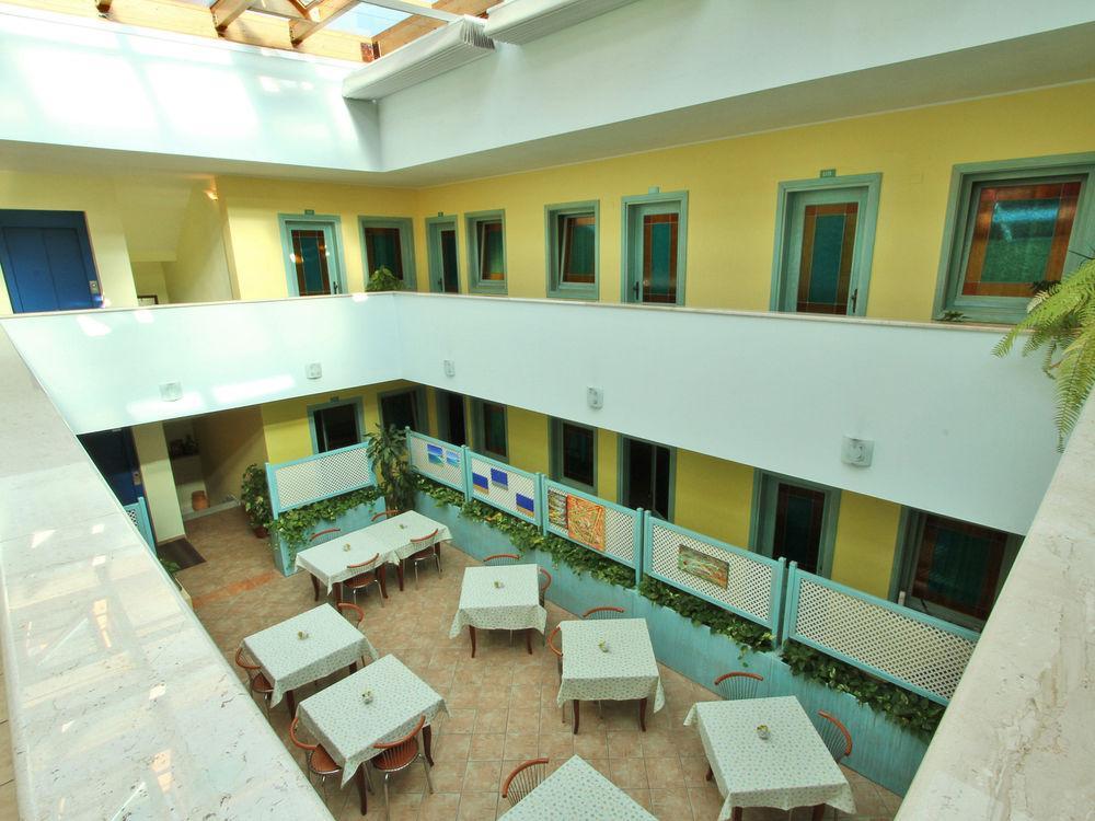 Hotel Del Corso Pula Εξωτερικό φωτογραφία